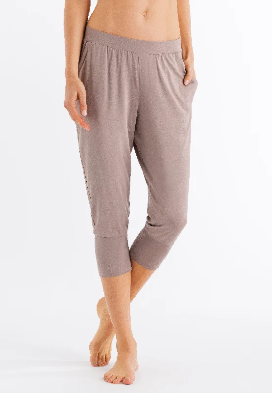 women's pajamas with pocketsHanro Yoga Pant Cropped Trousers in Taupe Grey