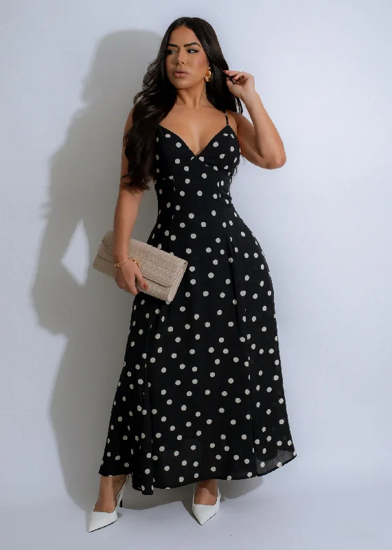 Women's Round-Neck DressesMidnight Whimsy Midi Dress Black