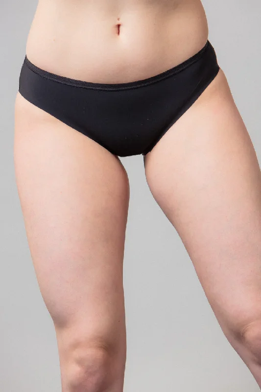 eco-friendly underwear made from organic cotton and bamboo fiber for sensitive skin and a sustainable choiceUltimate Silhouette Mustat Brazilian Alushousut