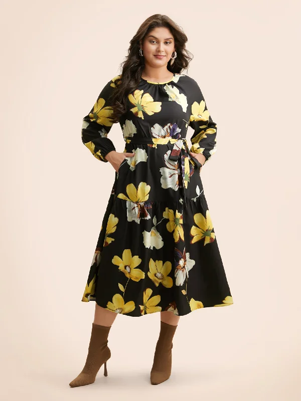 Women's Boat-Back DressesFloral Round Neck Gathered Belted Dress