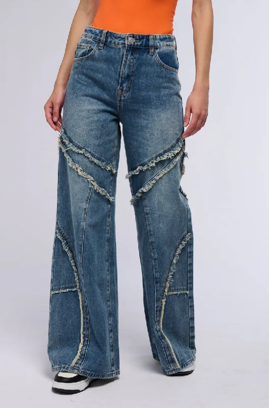 Women's Jodhpurs with Narrow CollarJUST A FEELING DISTRESSED DENIM PANT