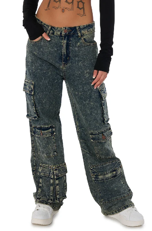 Women's Jodhpurs with Capri LengthMILA OVERSIZED DENIM CARGO PANT